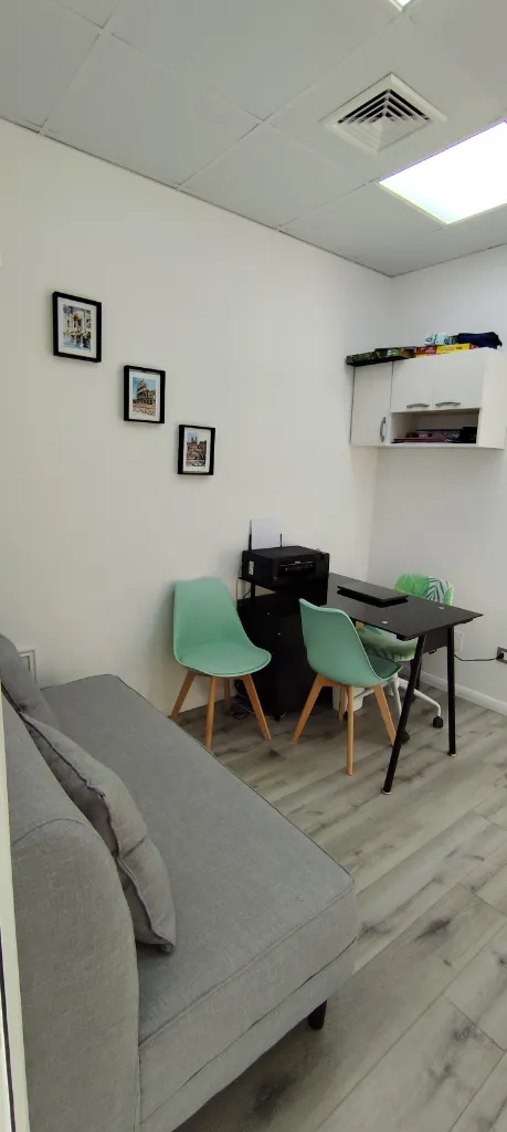Cómoda sala de atención y recepción fonoaudiológica